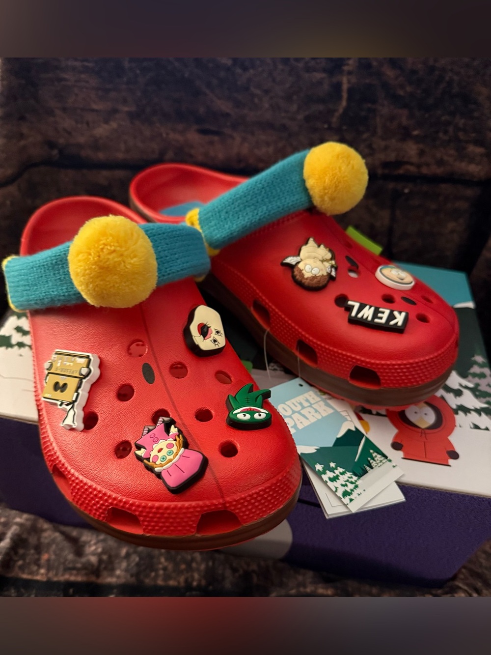 Crocs x South Park Cartman Classic Clog M9 W11 Red 211500-90H NWT Box Jibbitz